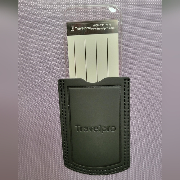 Travelpro WalkAbout 6 Carry-on Suitcase - Picture 11 of 15